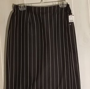 Rafaella Skirts - NWT long slender skirt Rafaella Skirts - NWT long slender skirt